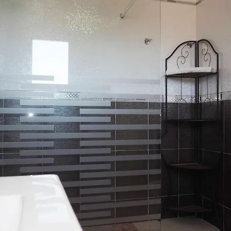 Cerca Playa Extraordinaria Con Piscina 12x6m